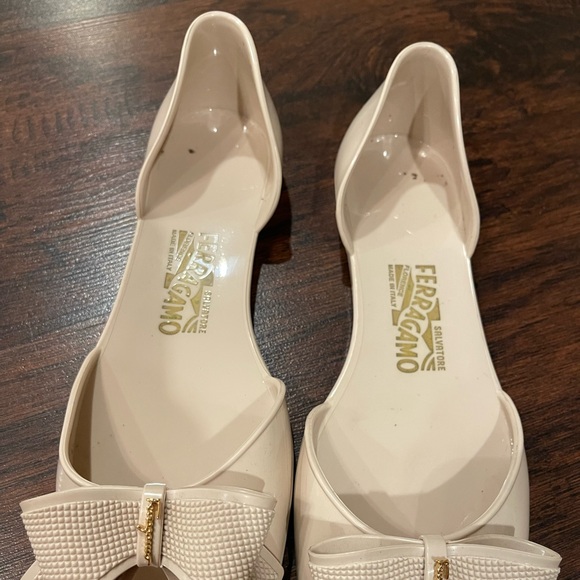 Salvatore Ferragamo Beige Sandals - Picture 4 of 8